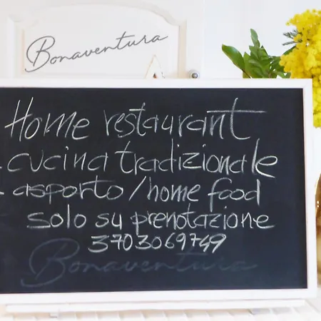 Bonaventura And Bonaventura Food فندق مبيت وإفطار *