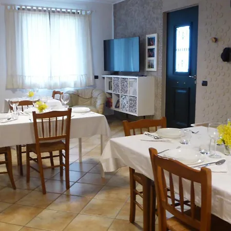 Bonaventura And Bonaventura Food فندق مبيت وإفطار